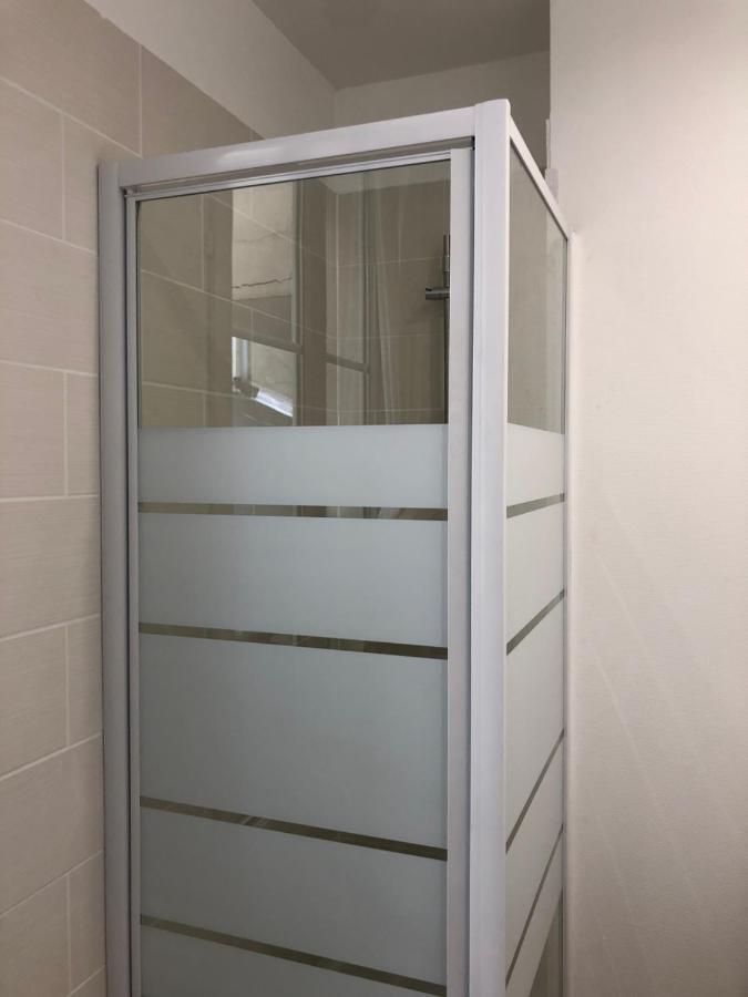 Saint Maur-logement Entier 32m2 * Parijs